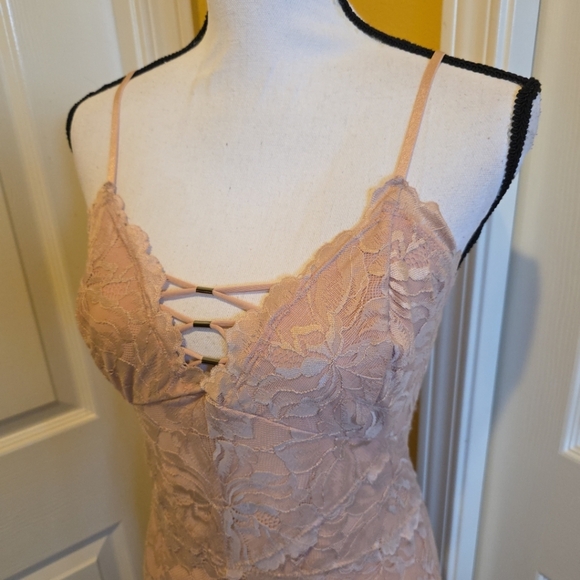 GUESS PINK SLIP DRESS, SIZE M - Picture 3 of 11